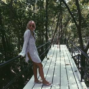 Meet your Posher, Leo